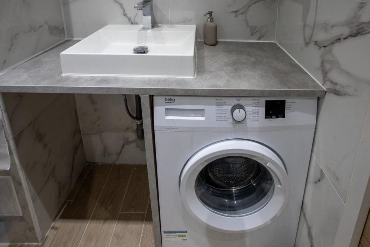 Studio Terrasse & Parking Gratuit En Residence Nîmes Zewnętrze zdjęcie