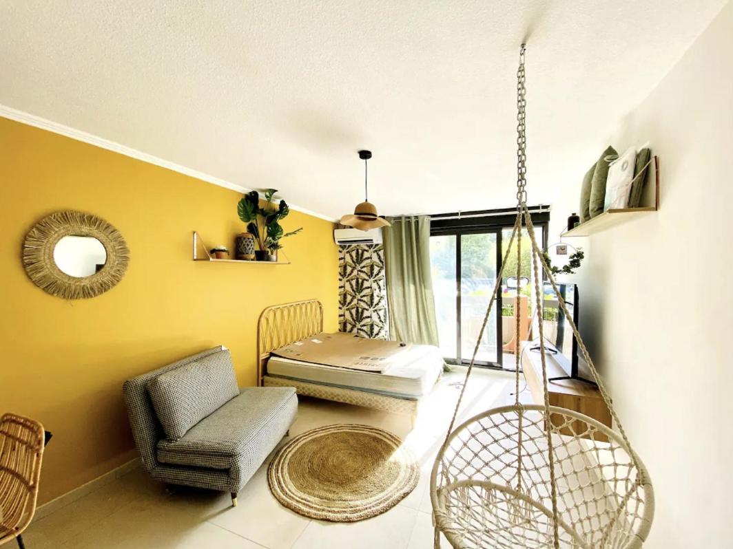 Studio Terrasse & Parking Gratuit En Residence Nîmes Zewnętrze zdjęcie